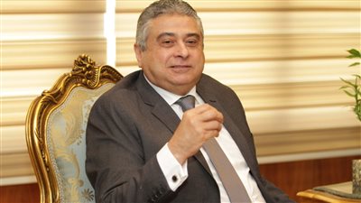  الطيار منتصر مناع نائب وزير الطيران فى سطور 