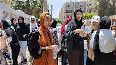 تباين آراء طلاب الثانوية العامة حول امتحان الكيمياء والجغرافيا بالإسماعيلية 