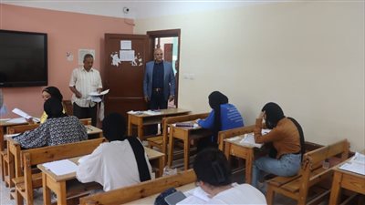 محافظ القليوبية يتفقد لجان امتحانات الثانوية العامة ببنها وكفر شكر