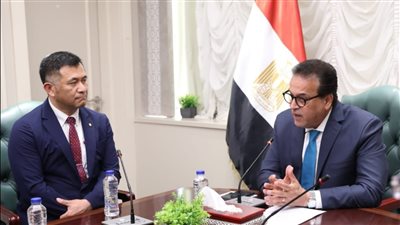وزير الصحة يتابع الخطة التدريبية للمسعفين المصريين مع وفد جامعة 