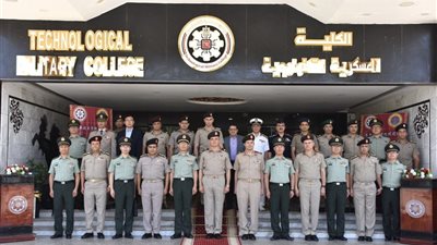 الكلية العسكرية التكنولوجية تستقبل وفداً من جامعة العلوم للدفاع الوطنية الصينية