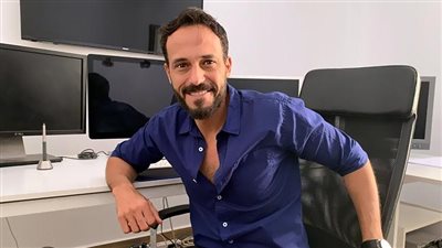 يوسف الشريف: مشاركتي عضو تحكيم في جوائز إيمي الدولية شرف كبير 