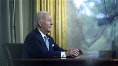 أكسيوس .. فريق بايدن يزود محاوري أي وسيلة إعلامية بأسئلة معدة مسبقا 