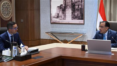 رئيس الحكومة يلتقي وزير الاستثمار والتجارة الخارجية