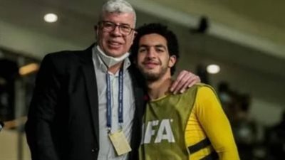 مصطفى شوبير يدافع عن والده بعد وفاة احمد رفعت 