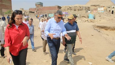محافظ الجيزة يتفقد عدداً من المشروعات القومية والحيوية الجاري تنفيذها 