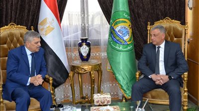 محافظ الإسماعيلية يستقبل رئيس هيئة قناة السويس