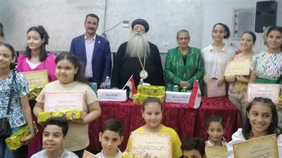  تكريم الفائزين فى المسابقة المسيحية الثقافية بمطرانية دشنا بقنا