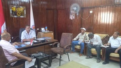 استعدادا لإمتحانات الدور الثاني.. قوص تعقد اجتماعًا موسعًا مع موجهى المواد 