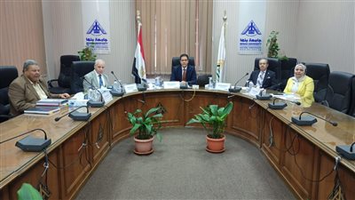 رئيس جامعة بنها: يترأس لجنة إختيار عميد كلية الفنون التطبيقية