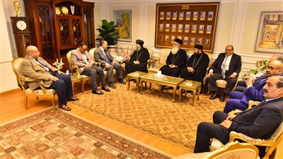 محافظ أسيوط يستقبل الأنبا يوأنس أسقف الأقباط الأرثوذكس لايبارشية أسيوط والبداري 