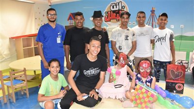 الناجون من السرطان يدعمون الأطفال لزيادة نسب الشفاء بمستشفى أورام الأقصر