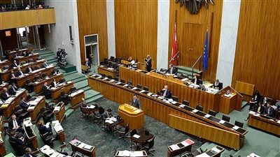 بدء جمع التوكيلات للمرشحين في انتخابات البرلمان النمساوي