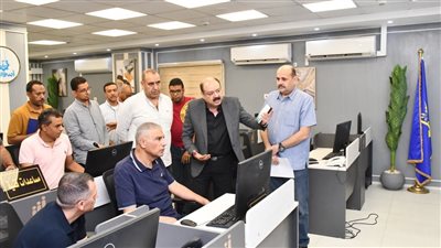 محافظ أسوان يتابع إزالة تعديات الموجه الـ23 من داخل مركز السيطرة