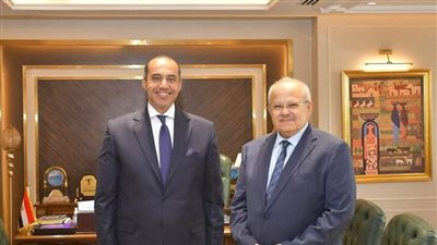 وزير الشئون النيابية والقانونية يستقبل رئيس جامعة القاهرة