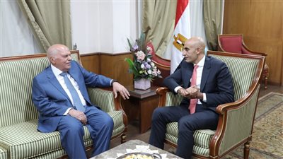وزير التربية والتعليم يبحث مع نقيب المعلمين سبل تعزيز التعاون خلال الفترة المقبلة 