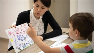 علاقة بين بكتيريا الأمعاء والتوحد.. بحث يظهر صلة خطيرة