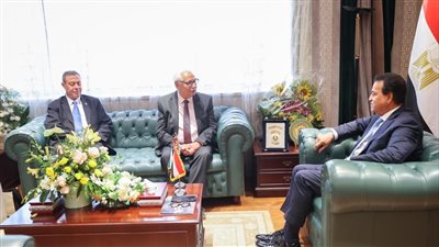 وزير الصحة يستقبل نظيره الفلسطيني لمناقشة تعزيز التعاون بين البلدين