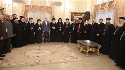 محافظ المنيا يستقبل وفد الأساقفة للتهنئة بتوليه محافظاً 