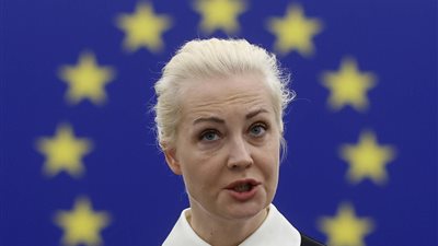  أرملة زعيم المعارضة الراحل  أليكسي نافالني على قائمة 