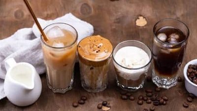 القهوة الساخنة أم المثلجة.. طبيب يكشف أيهما أكثر فائدة