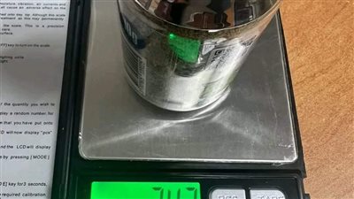 راكبة فرنسية تحاول تهريب مخدر الماريجوانا عبر مطار الغردقة 