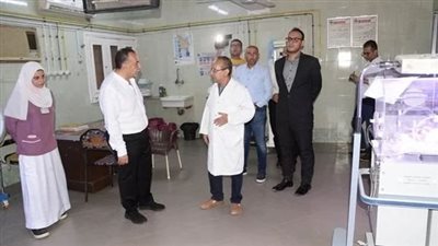  محافظ أسيوط يفاجئ مستشفى صدفا المركزي فجرًا لمتابعة سير العمل 