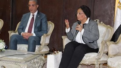 نائب وزير الصحة والسكان تعقد أول اجتماعاتها الدورية للمجلس الإقليمي للسكان في الفيوم برئاسة المحافظ