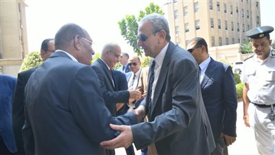 محافظ الغربية يستقبل وزير قطاع الأعمال العام بغزل المحلة