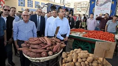 منها البيض والسكر واللحوم والدواجن.. الحكومة: أسعار السلع تنخفض 50% (فيديو)