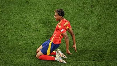 لامين يامال على رأس تشكيل إسبانيا المتوقع أمام إنجلترا