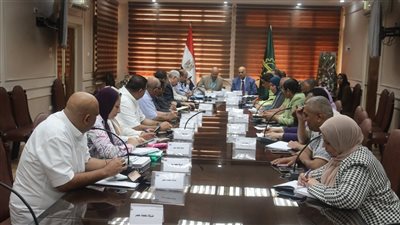 محافظ القليوبية يُشدد على ضرورة الارتقاء بمنظومة النظافة بشبرا الخيمة 