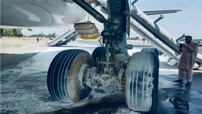 حريق على متن طائرة ركاب سعودية إثر خروجها عن المدرج في مطار بيشاور 