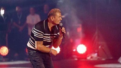 عمرو دياب بـ 120 ألف جنيه في مهرجان العلمين.. قائمة الأسعار كاملة