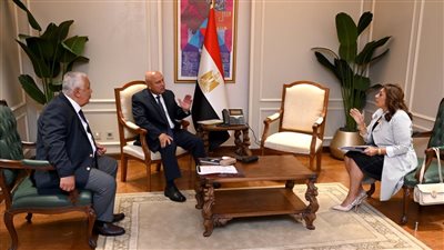 كامل الوزبر: نسعى لاستعادة أمجاد صناعة النسيج والملابس الجاهزة