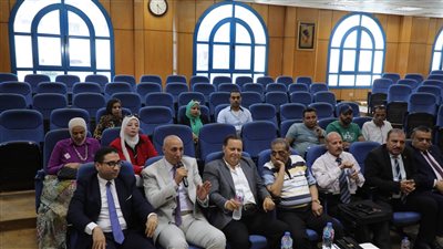 محافظ المنيا للصحفيين: مكتبى مفتوح لكل قلم حر وفكر مستنير