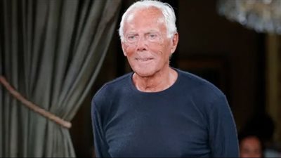  جورجيو أرماني “قطب الموضة” يحتفل بعيده الـ90 في العمل