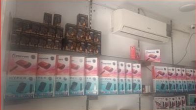 ضبط مالك محل يبيع معدات فك تشفير القنوات  