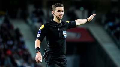 يورو 2024 .. تعرف على طاقم التحكيم للمباراة النهائية بين إنجلترا وإسبانيا