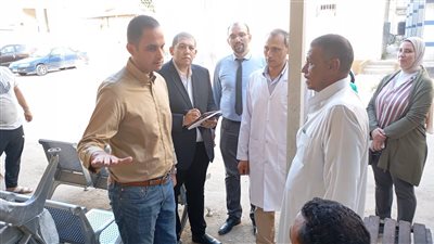 نائب وزير الصحة يتفقد مستشفى برج العرب ويؤكد احتياج البنية التحتية لرفع الكفاءة