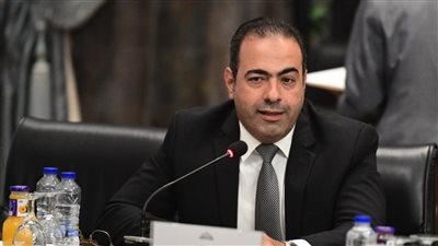 إنشاء مطار بورسعيد والمنيا.. رئيس شباب النواب يقدم للحكومة مقترحات لتطوير السياحة 