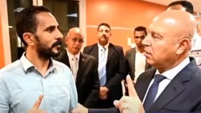 ليا كلام مع وزارة الصناعة.. كامل الوزير ينفعل بسبب رخصة مستثمر شاب (فيديو)