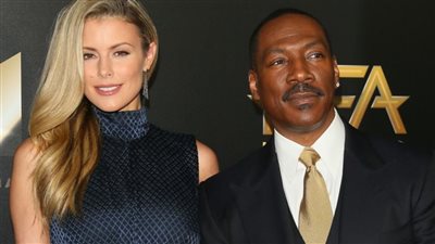 إيدي ميرفي يتزوج خطيبته وأم أطفاله 