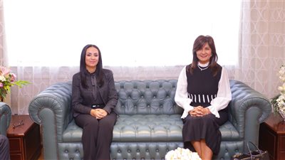 مايا مرسي ونبيلة مكرم تبحثان تعزيز سبل التعاون بين التضامن والتحالف الوطني