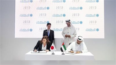 الإمارات واليابان تبحثان تعزيز العلاقات الثنائية بتوقيع عدد من الاتفاقيات