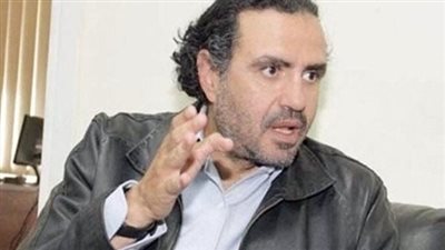 الحزن يخيم على الوسط الفني بعد رحيله .. من هو محمود عزت العلايلي؟