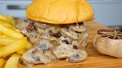 ساندوتشات دجاج بالمشروم.. وصفة سهلة ولذيذة لكل الأوقات