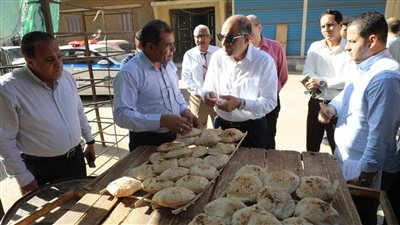 محافظ المنيا يتفقد المخابز البلدية ومطحن بني مزار لضمان جودة رغيف الخبز