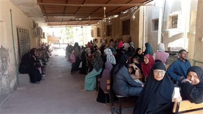 محافظ الفيوم يوجه برفع كفاءة ساحة انتظار المترددين على صيدلية العلاج