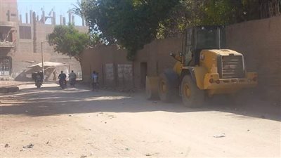 رفع ٤٠ طن مخلفات متراكمه بقرية بهجورة بنجع حمادي 